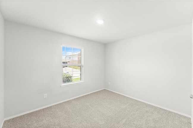 Building Photo - 20926 Belmont Village Wy