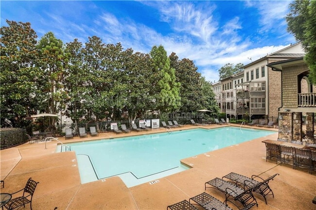 Building Photo - 4805 W Village Way