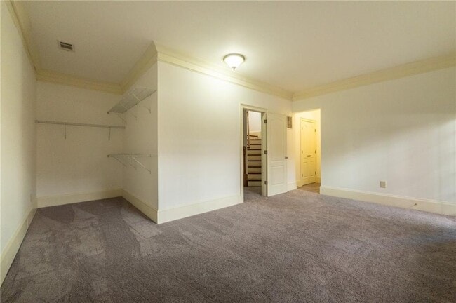 Building Photo - 2771 Durham Dr NE