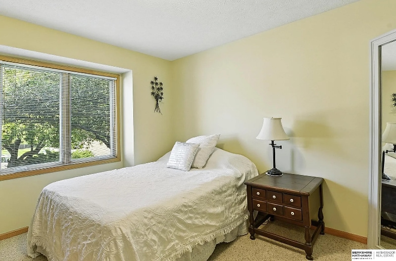 Building Photo - 16125 Timberlane Dr