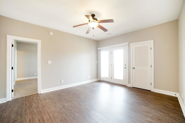 Building Photo - 120 Portico Street