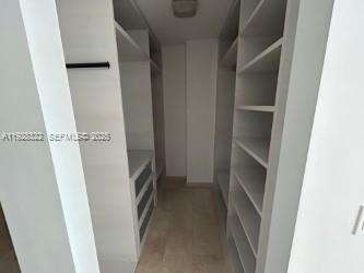 Building Photo - 68 SE 6th St