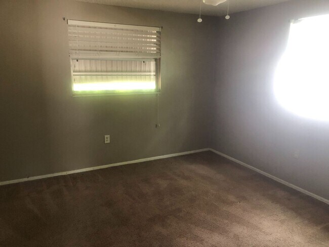 Building Photo - 9411 Ledgestone Ln