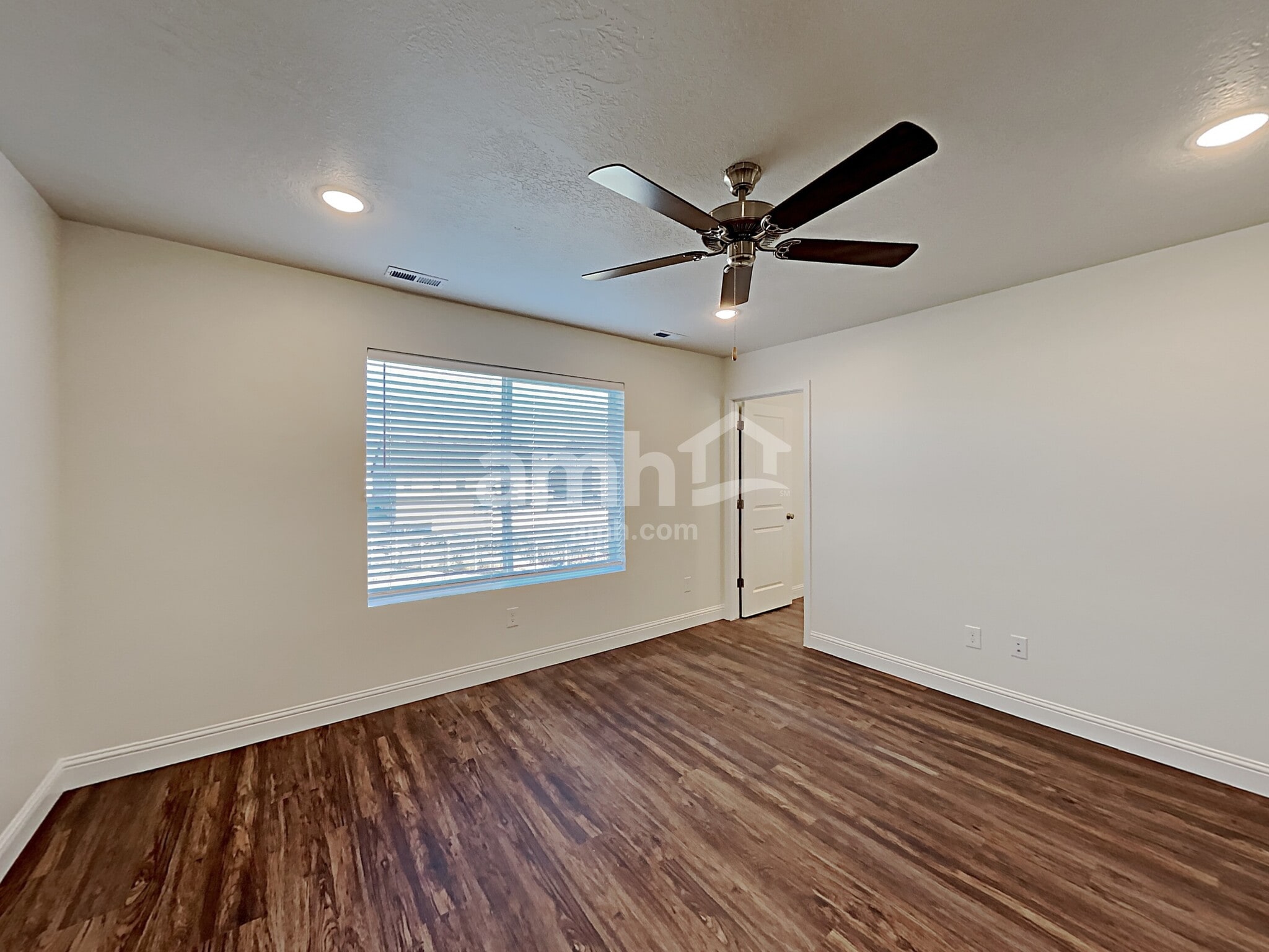 Building Photo - 1379 White St