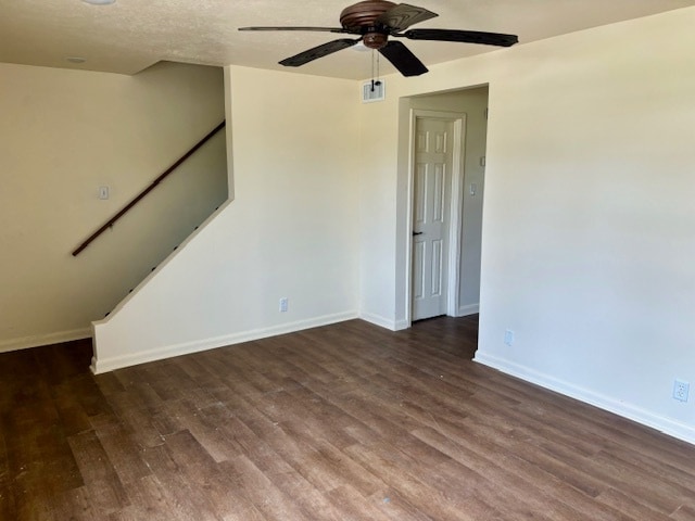 Living - 1011 Giovanni St