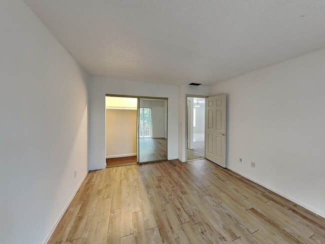 Building Photo - 1717 Michigan Ave