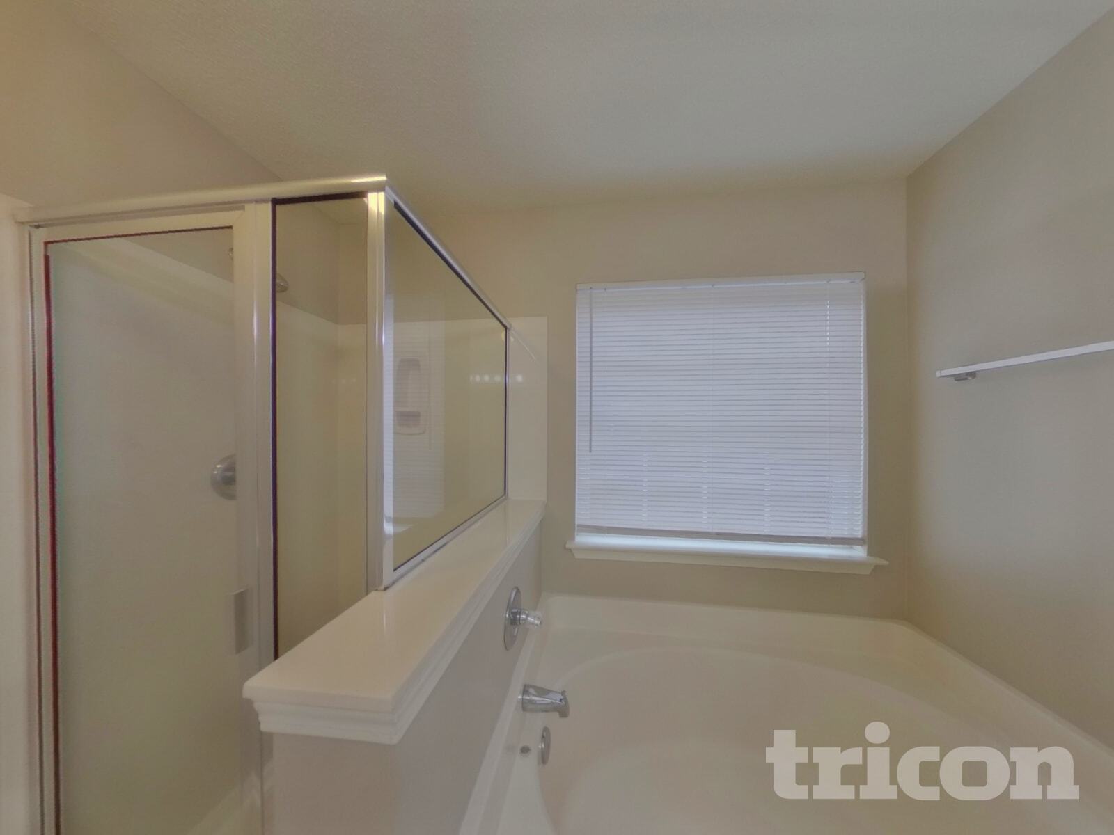 Building Photo - 2024 Duke Adam St