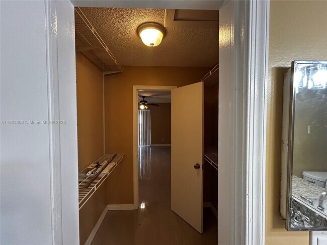 Building Photo - 701 SW 79th Terrace