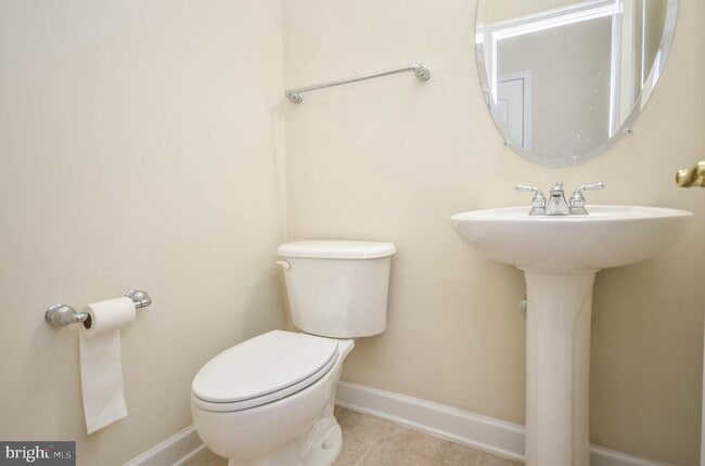 Building Photo - 307 Ridgemont Ave