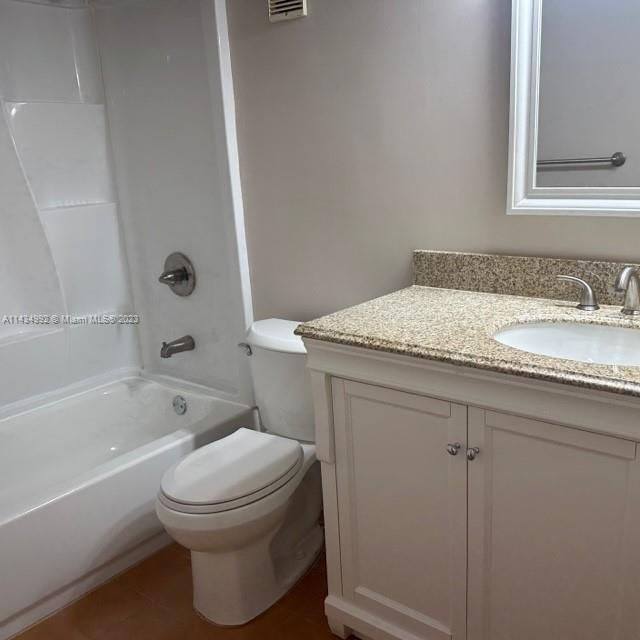 Building Photo - 7121 Miami Lakes Dr