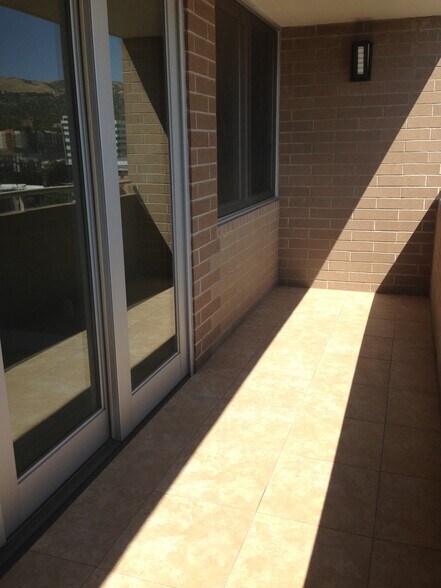 Building Photo - 230 E 300 S
