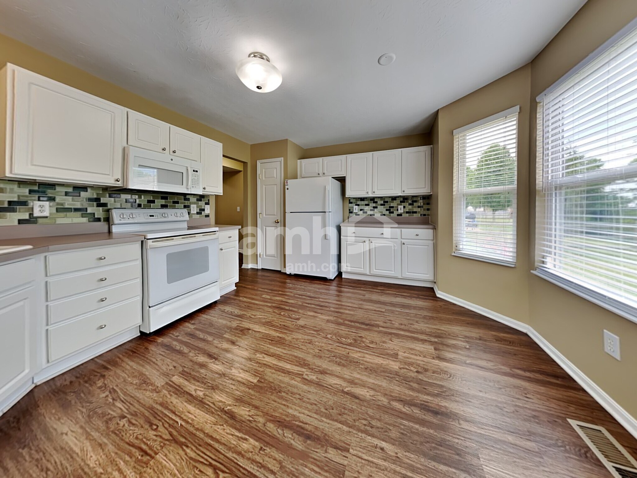 Building Photo - 1810 Wheatfield Way