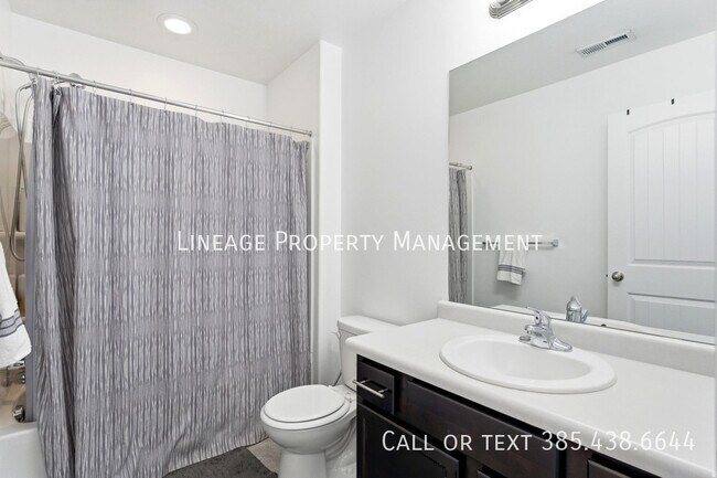 Building Photo - 10847 Big Meadow Dr