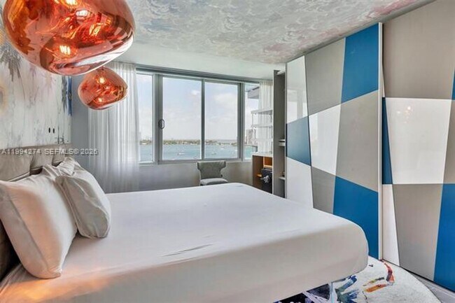 Building Photo - 1100 West Ave