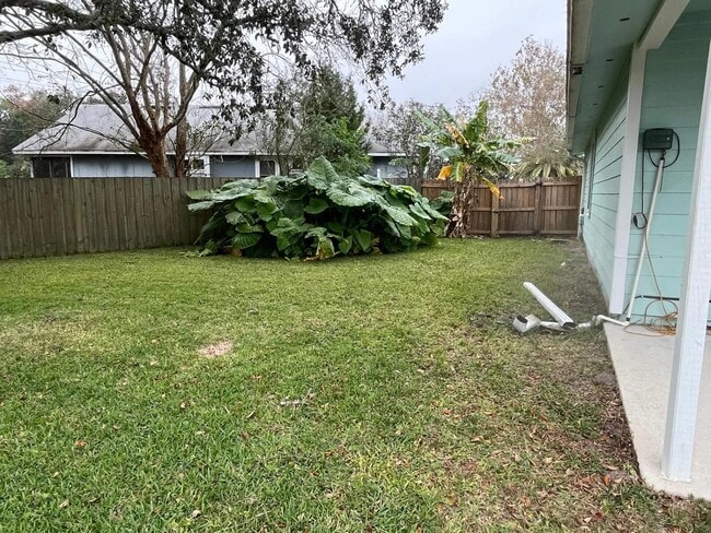 Building Photo - 224 Vista Grande Dr