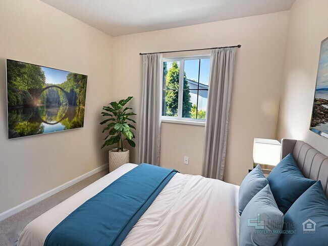 Building Photo - 3493-3493 Hawthorne Ave NE