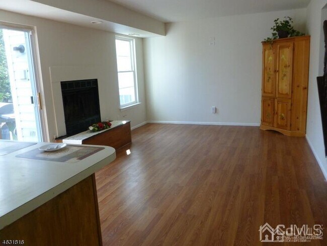 Building Photo - 408 Hawkshead Way