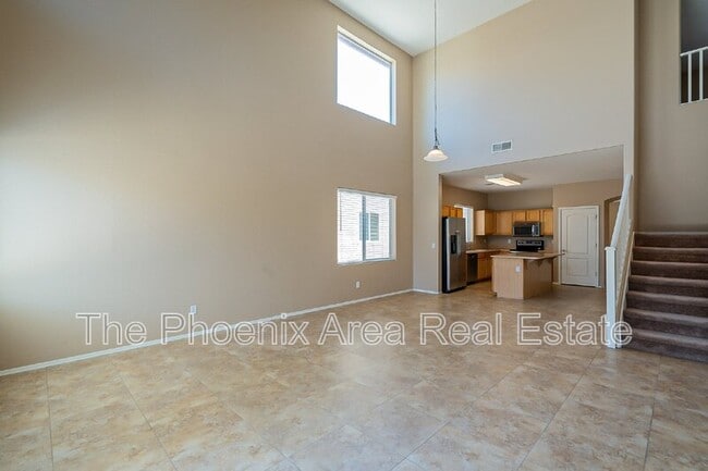 Building Photo - 44299 W Oster Dr