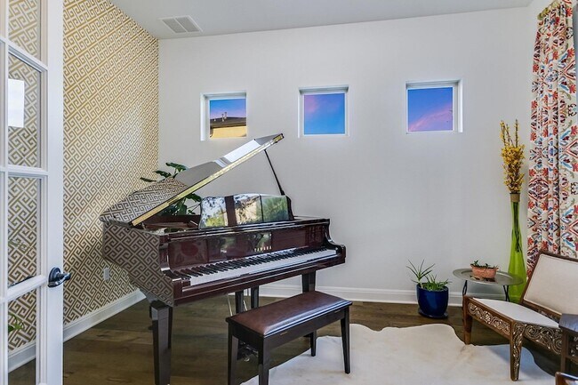 Building Photo - 2625 Arion Cir