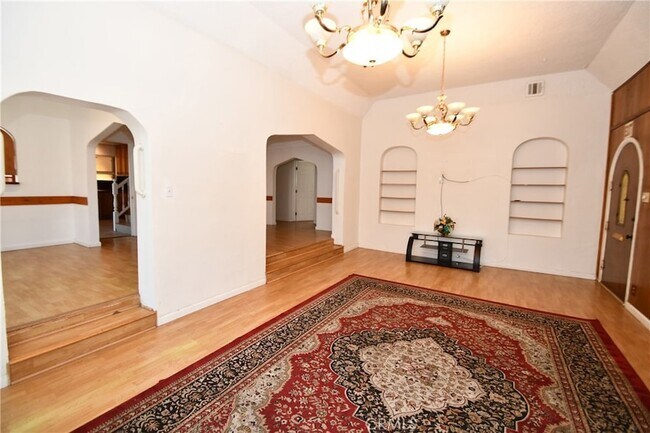 Building Photo - 14103 Fonthill Ave