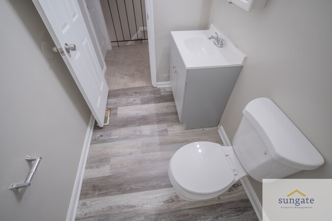 Building Photo - 6449 Union Ct