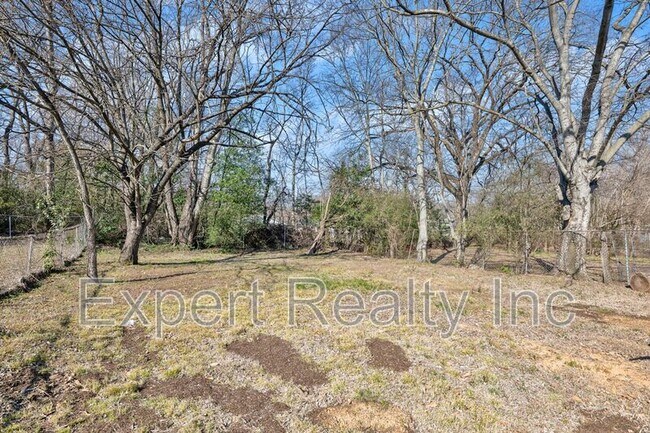 Building Photo - 1720 34th Pl N