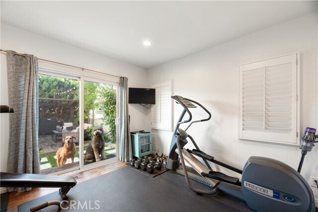 Building Photo - 330 28th St