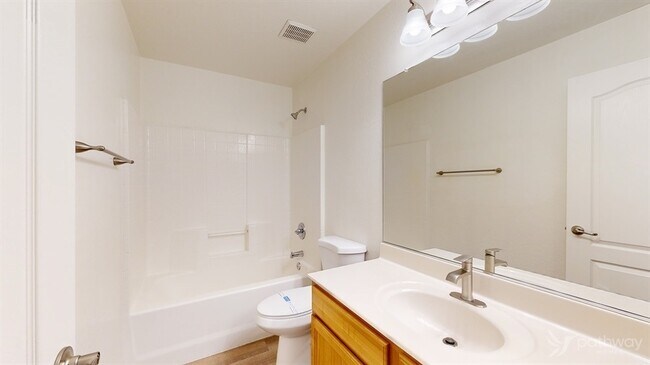 Building Photo - 44336 W McClelland Dr