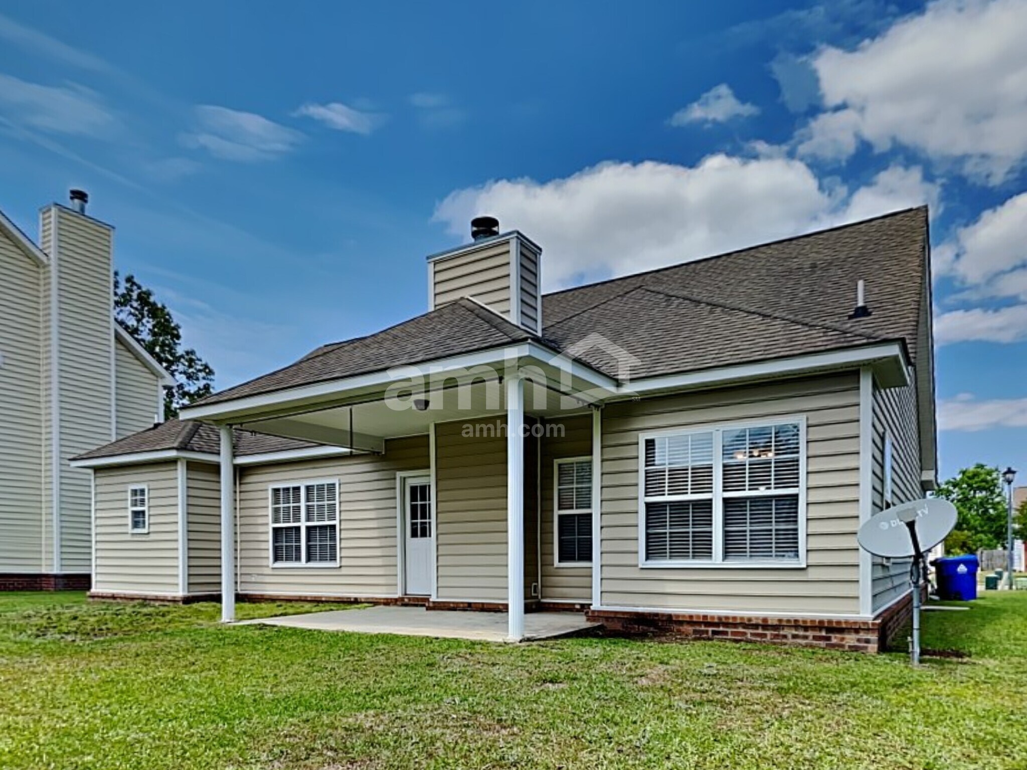 Building Photo - 7745 Fayetteville Rd