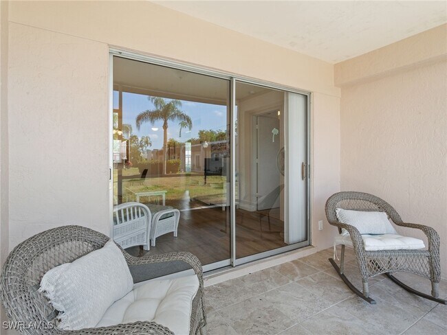 Building Photo - 6300 South Pointe Blvd