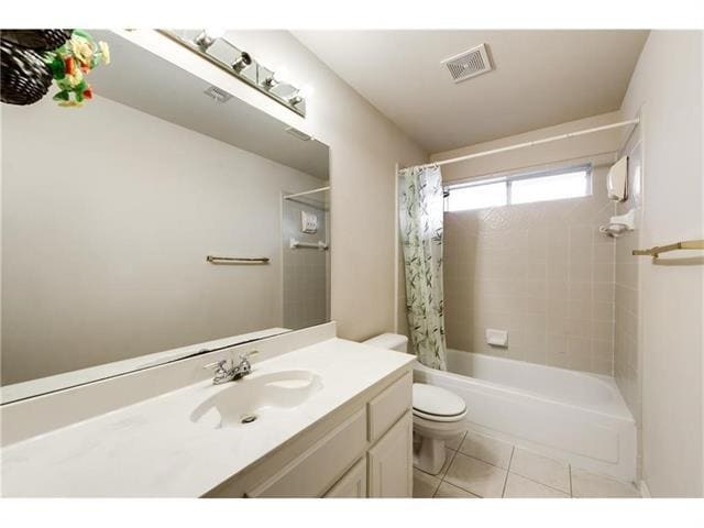 Building Photo - 2621 Pine Springs Dr
