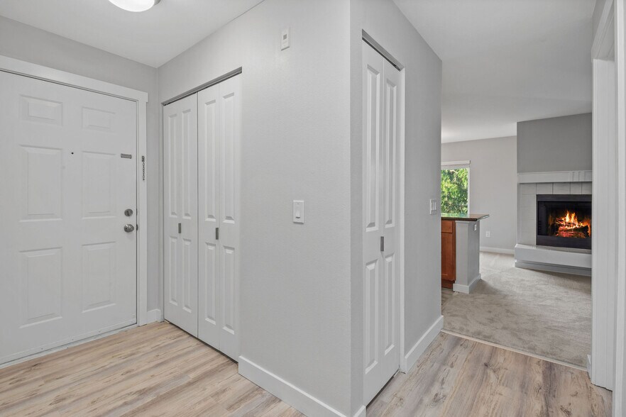 Building Photo - 12300 Harbour Pointe Blvd