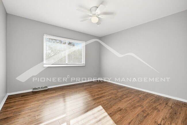 Building Photo - Spacious Home with 2 Car Garage and Fenced in Backyard!