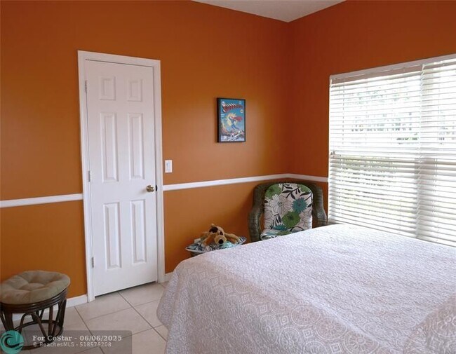 Building Photo - 7614 Colony Lake Dr