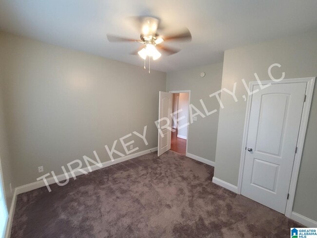 Building Photo - 4158 Hathaway Ln