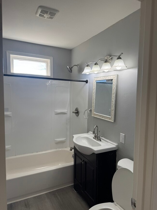 Building Photo - 1108 Bell Grimes Ln