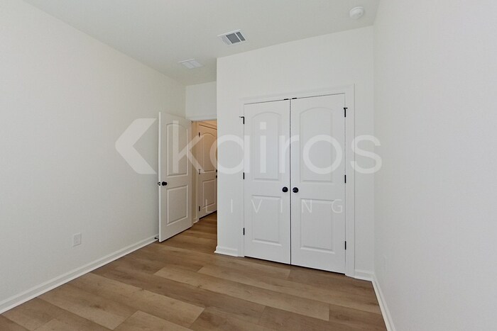 Building Photo - 113 Hendrix Rd