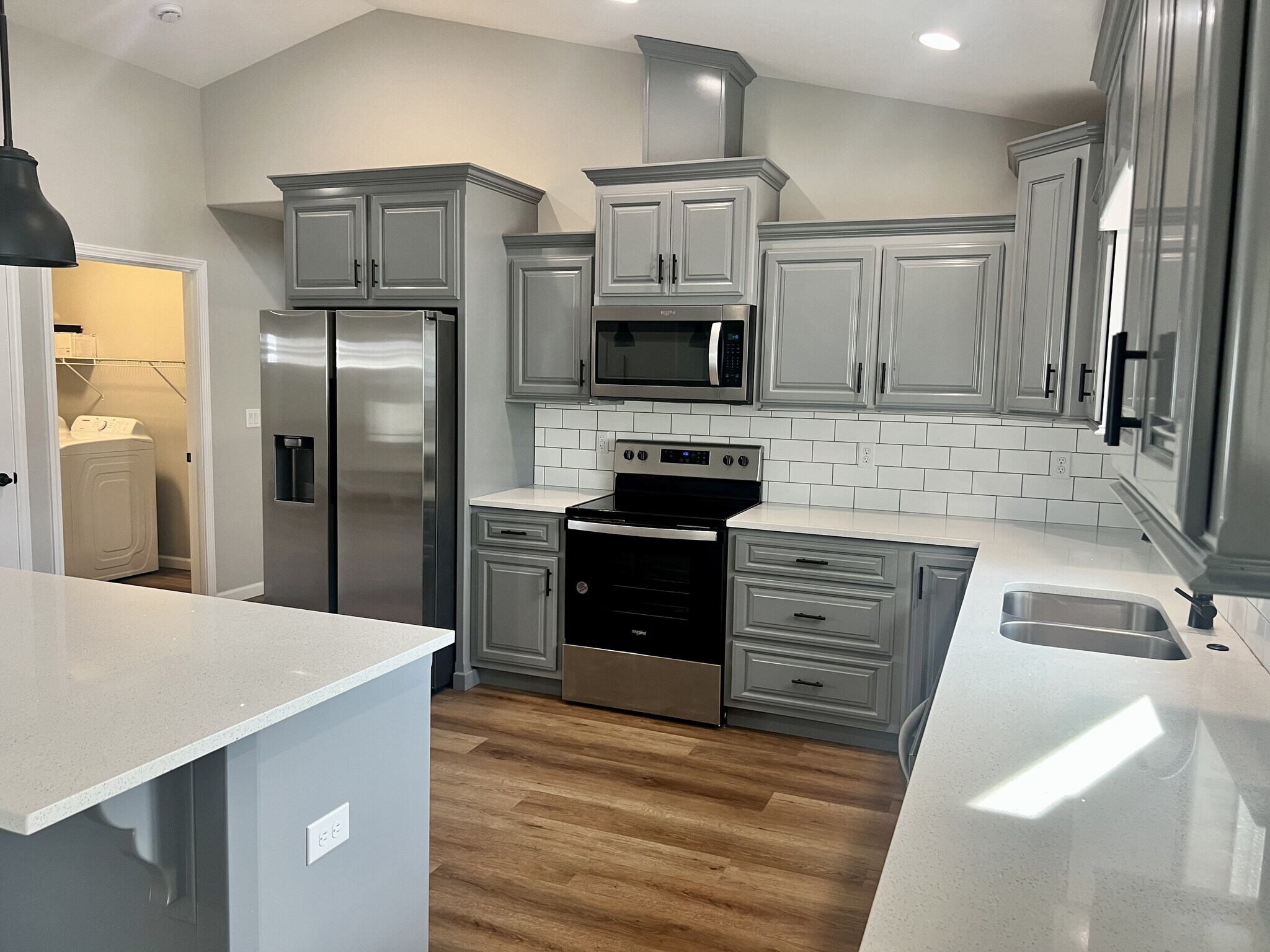 Building Photo - 2393 Pacific St