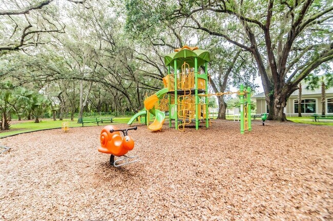 Building Photo - 18154 Sandy Pointe Dr