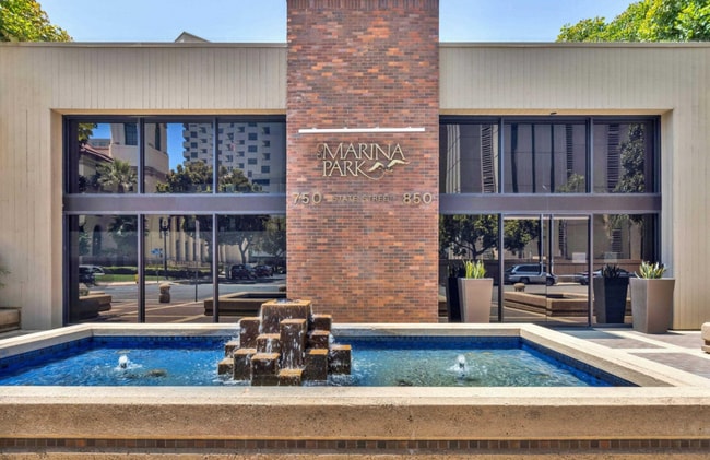 Building Photo - 750 State St