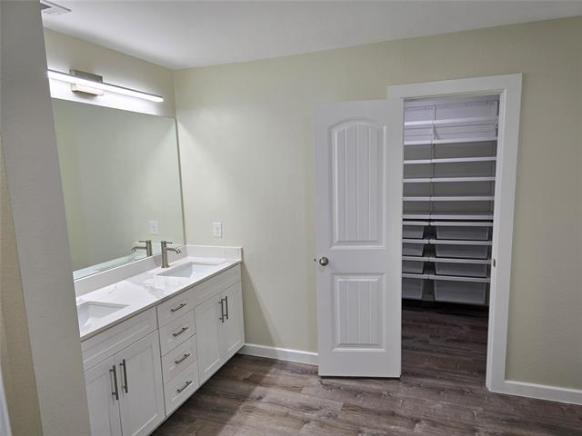 Building Photo - 1013 Riverstone Trl