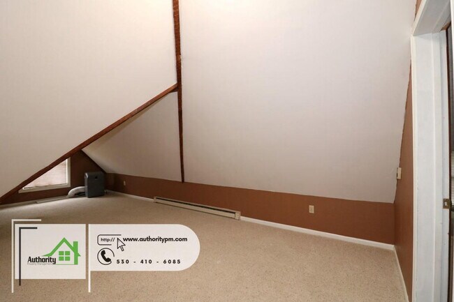 Building Photo - 1804 Chestnut St