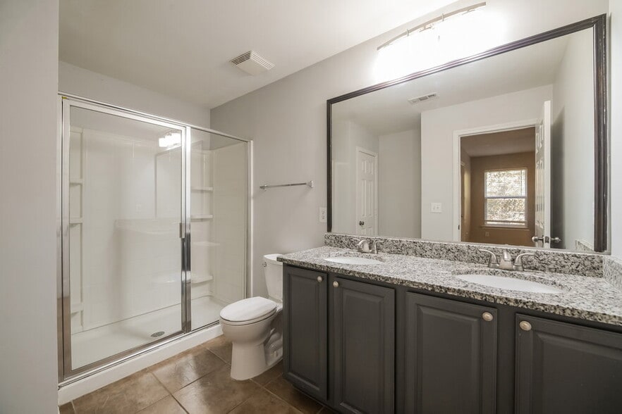 Building Photo - 50 Brookview Dr