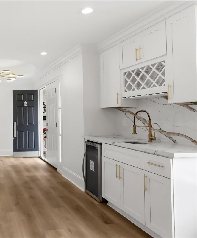 Building Photo - 2200 Carnot St