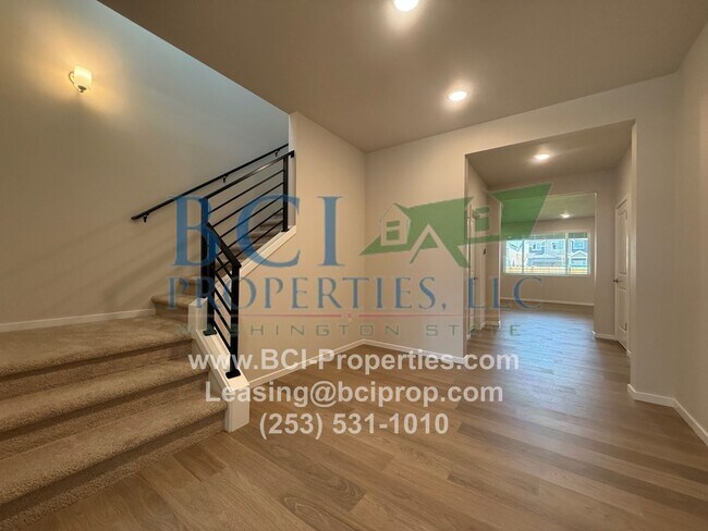 Building Photo - Welcome home to this Brand New 4 Bedroom h...