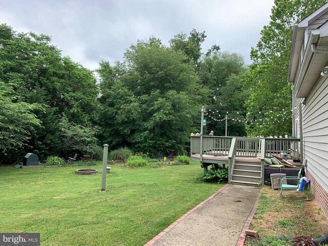 Building Photo - 6108 N Willow Pond Dr