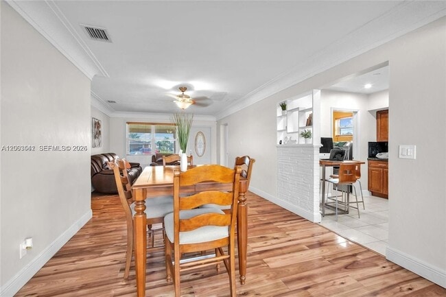 Building Photo - 2825 SW 5th St