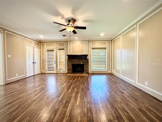 Building Photo - 119 Shadow Wood Dr