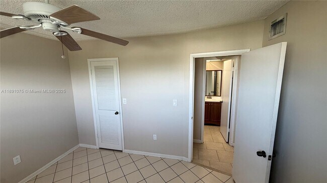 Building Photo - 8500 Sunrise Lakes Blvd