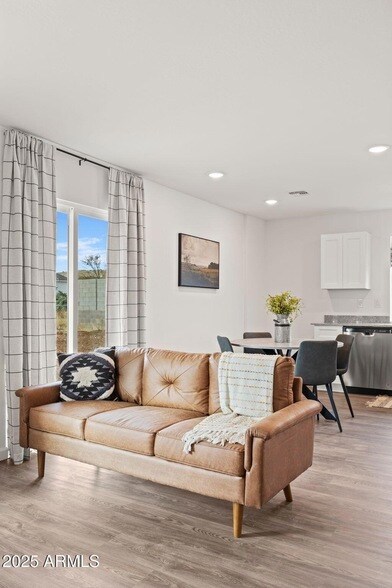 Building Photo - 20175 E Cedar Canyon Dr